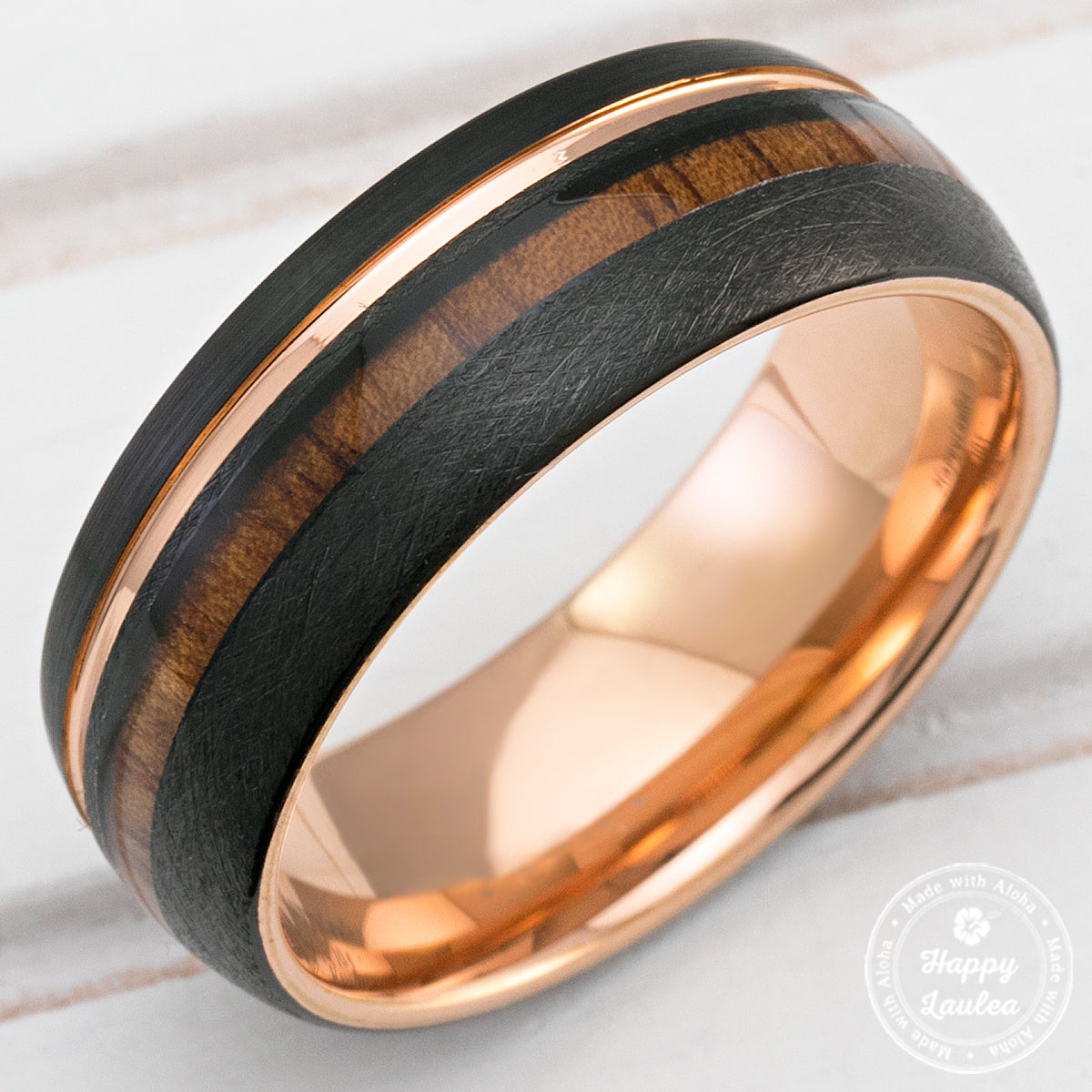 Wood and store gold ring