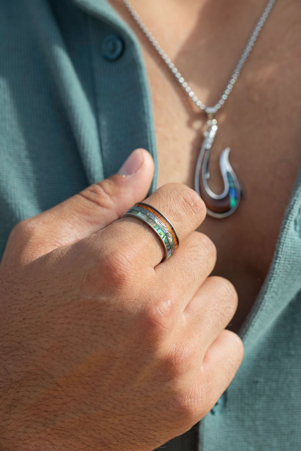 Titanium Hand Engraved Ring [8mm width] Abalone Shell & Hawaiian Koa Wood Inlay